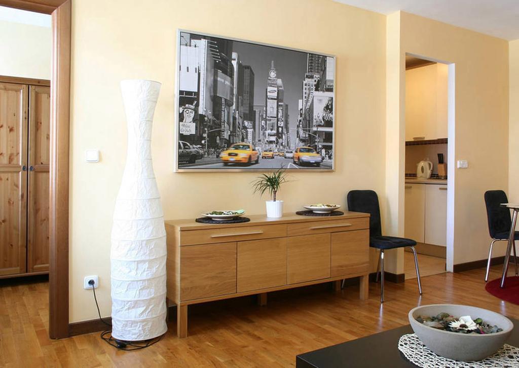 Apartment Slezska 58 Prag Rum bild