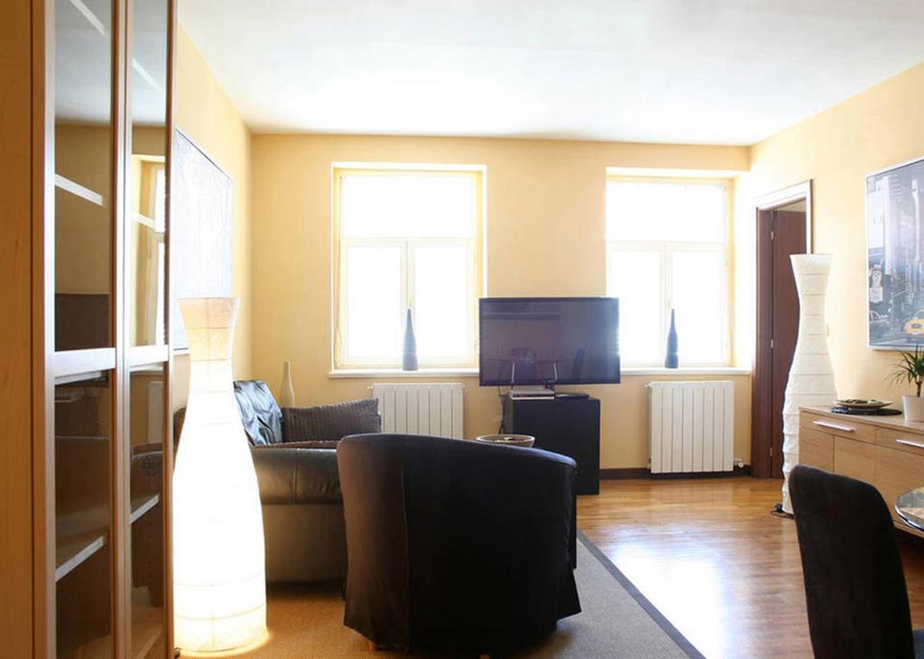 Apartment Slezska 58 Prag Rum bild